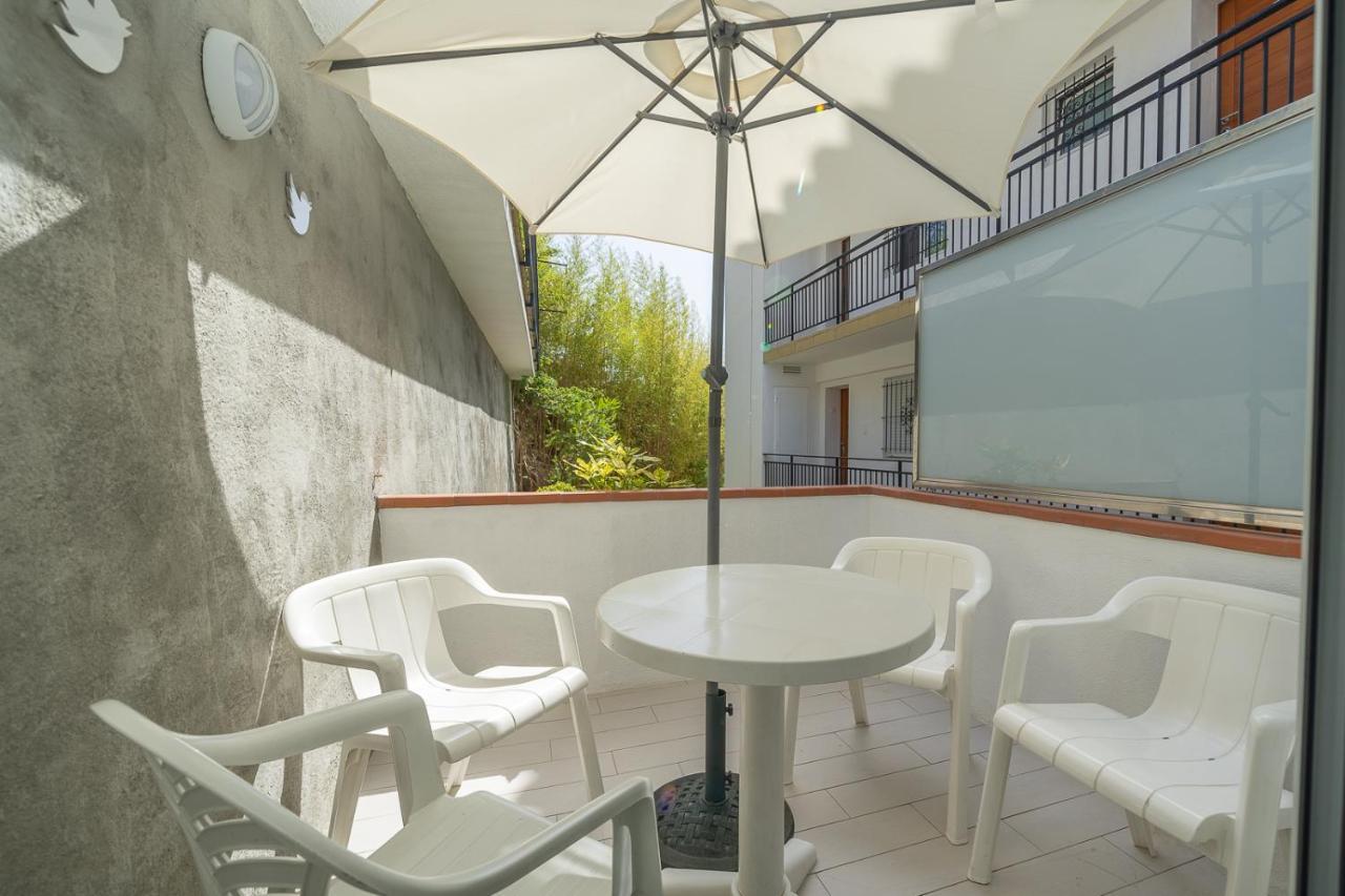 Apartamentos Costamar 滨海略雷特 外观 照片